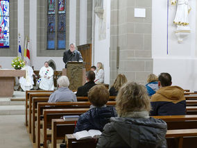Lumen Christi - Auferstehungsmesse in St. Crescentius (© Karl-Franz Thiede)